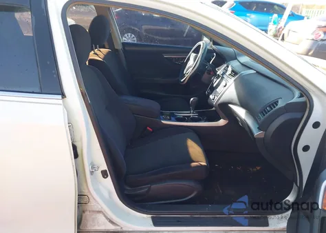 2013 Nissan Altima 2.5 Sv z USA, uszkodzony, nr VIN 1N4AL3AP5DC191448